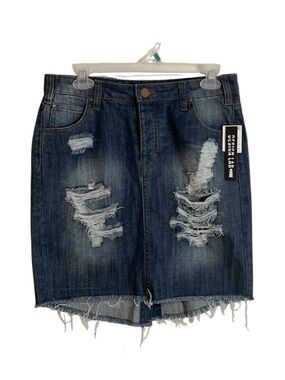 NWT Distressed Jean Skirt Design Lab 27 Mini Denim Blue Classic Grunge Street